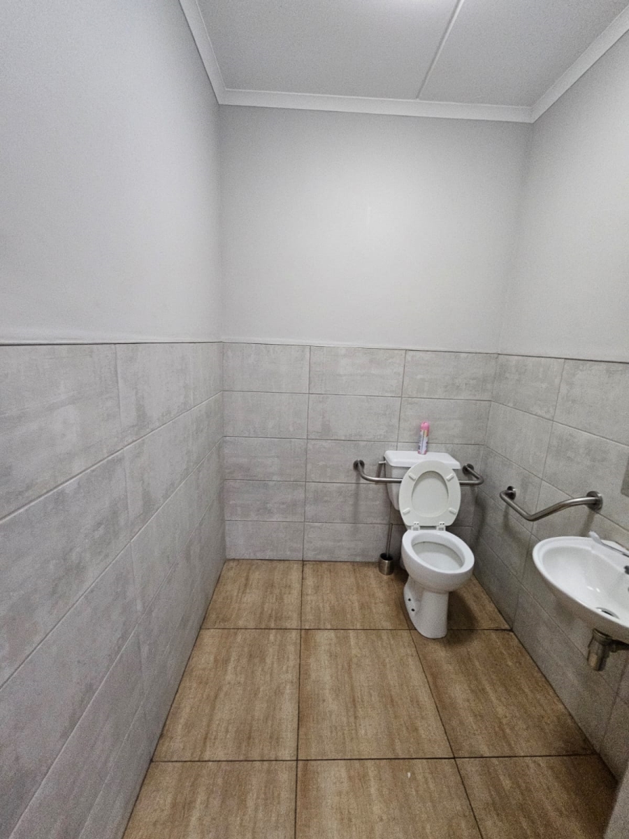 To Let Commercial Property for Rent in Stikland Industrial Western Cape